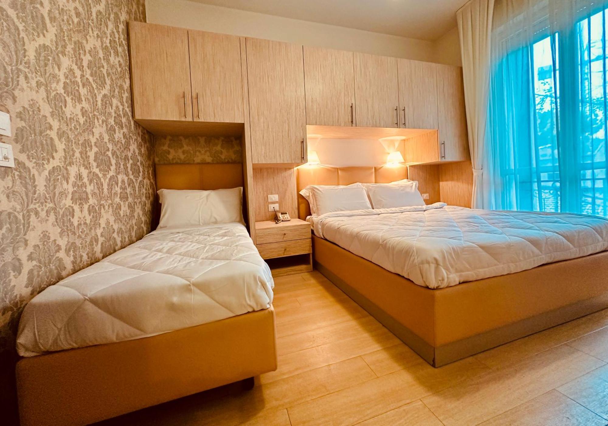 Hotel Miramare - Spa & Suites - Free Breakfast & Brunch Until 13-00 Cervia Kamer foto