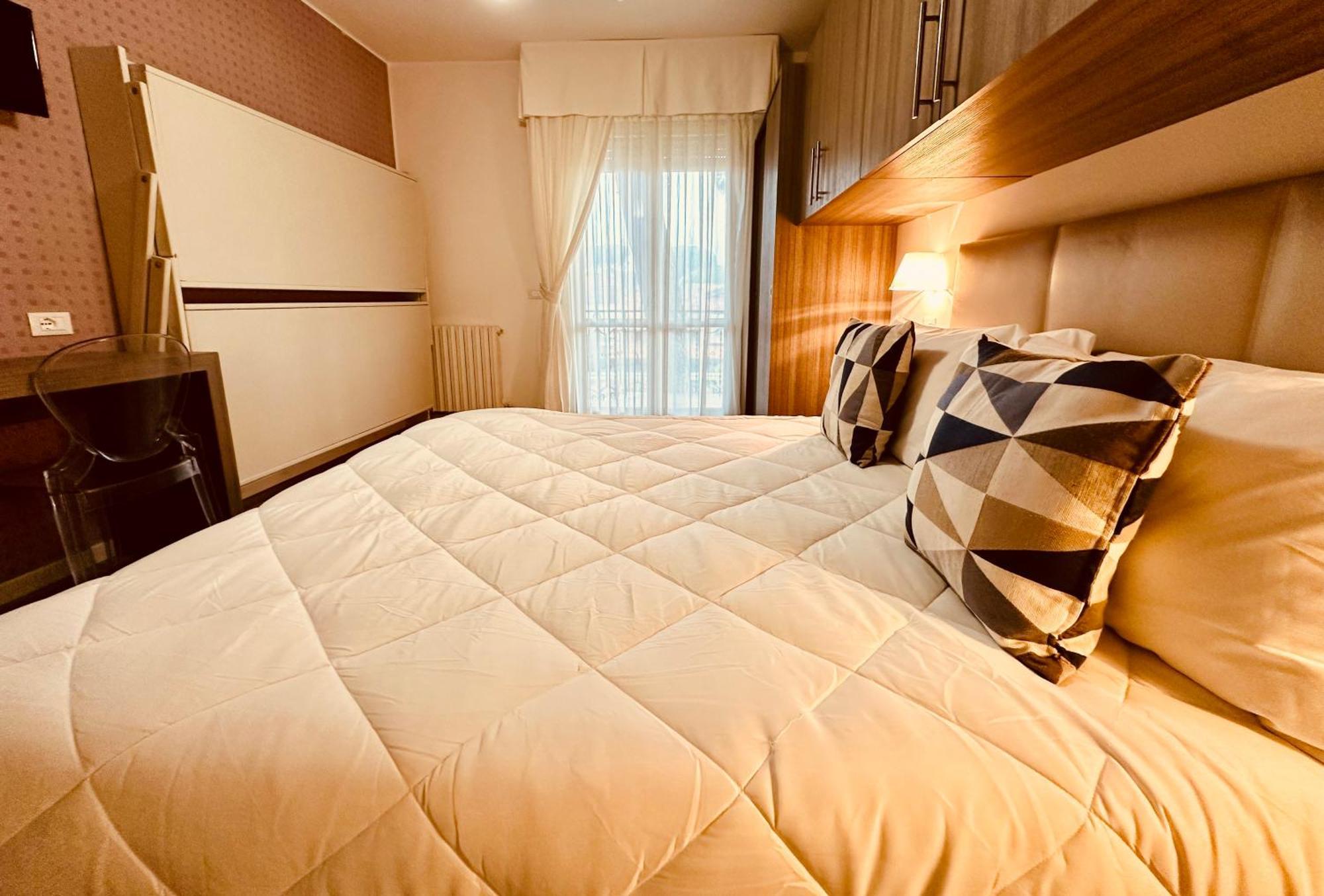 Hotel Miramare - Spa & Suites - Free Breakfast & Brunch Until 13-00 Cervia Kamer foto